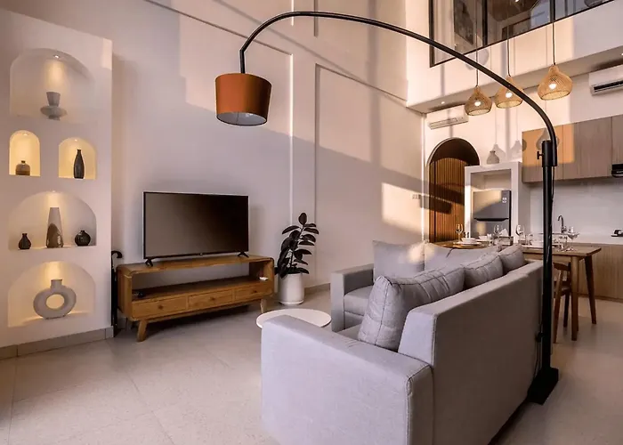 Luxurious 2 Bedroom In Canggu, 8 Minutes From * Canggu