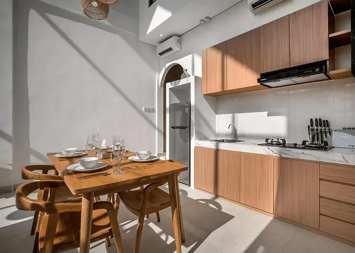 Luxurious 2 Bedroom In Canggu, 8 Minutes From