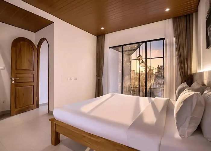 Luxurious 2 Bedroom In Canggu, 8 Minutes From